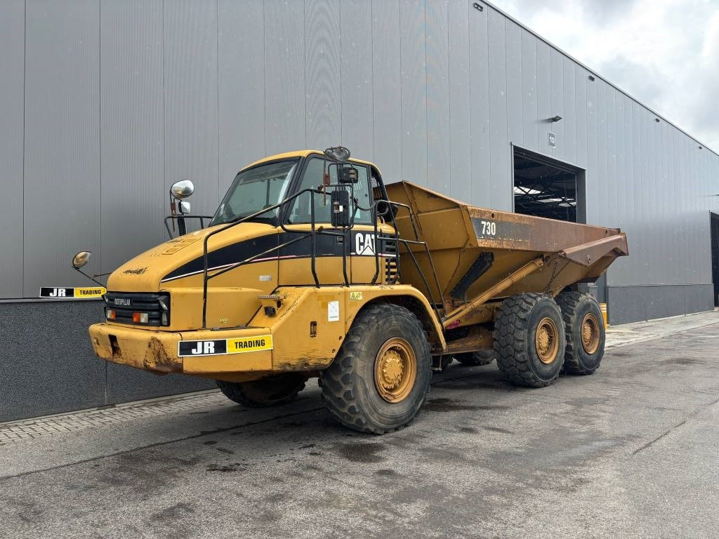 CAT 730 (Under Preparation) - Zglobni kiper: slika 1 CAT 730 (Under Preparation) - Zglobni kiper: slika 1