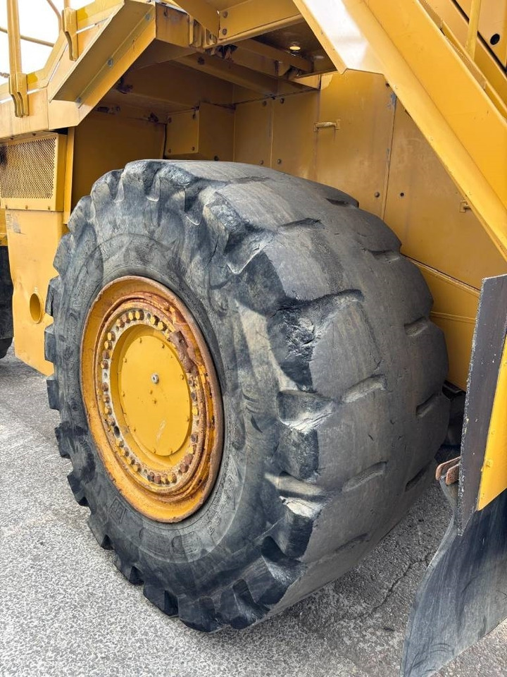 Utovarivač točkaš CAT 988 H: slika 40