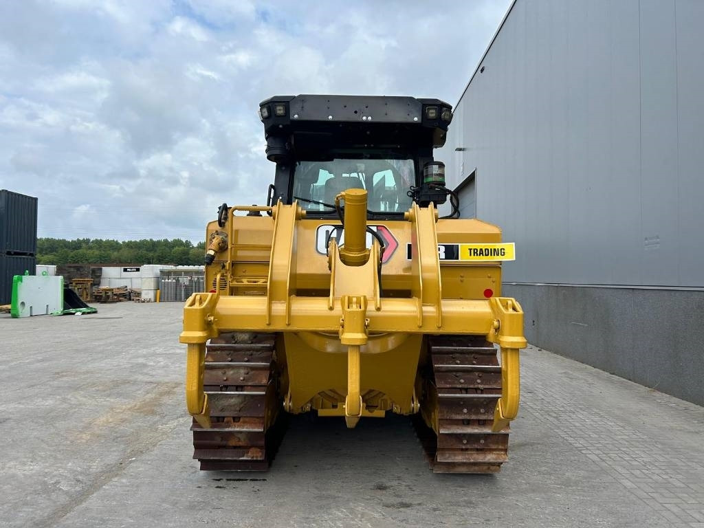 CAT D 6 XL (LOW HOURS - CE CERTIFIED) - Buldožer: slika 4 CAT D 6 XL (LOW HOURS - CE CERTIFIED) - Buldožer: slika 4
