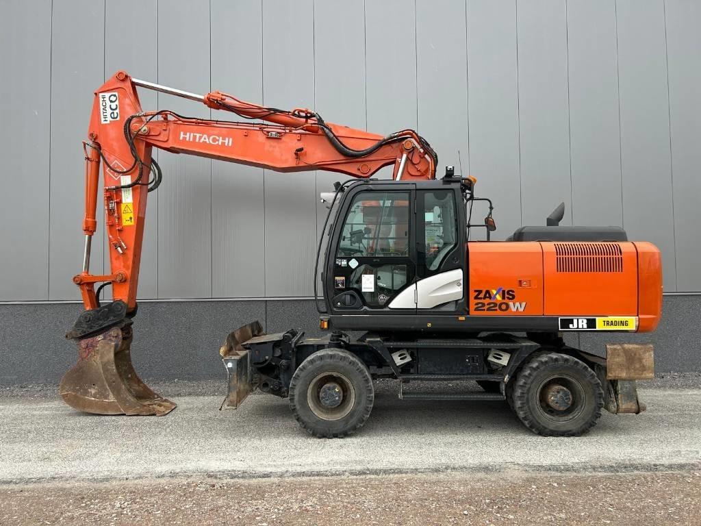 Hitachi ZX220W-5B - Bager točkaš: slika 1 Hitachi ZX220W-5B - Bager točkaš: slika 1