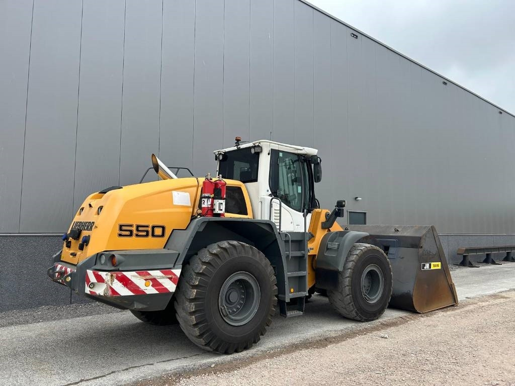 Liebherr L 550 (Comes with High-tip - Mit Hochkipper) - Utovarivač točkaš: slika 5 Liebherr L 550 (Comes with High-tip - Mit Hochkipper) - Utovarivač točkaš: slika 5