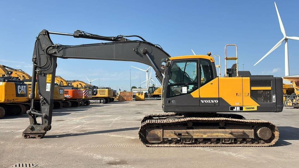 Volvo EC 220 EL (new undercarriage/comes with bucket) - Bager guseničar: slika 1 Volvo EC 220 EL (new undercarriage/comes with bucket) - Bager guseničar: slika 1