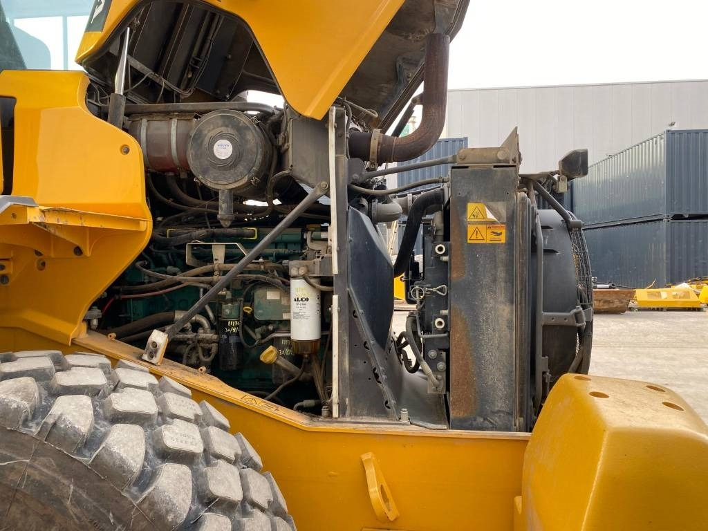 Volvo L 90 G  Volvo L 90 G: slika 21