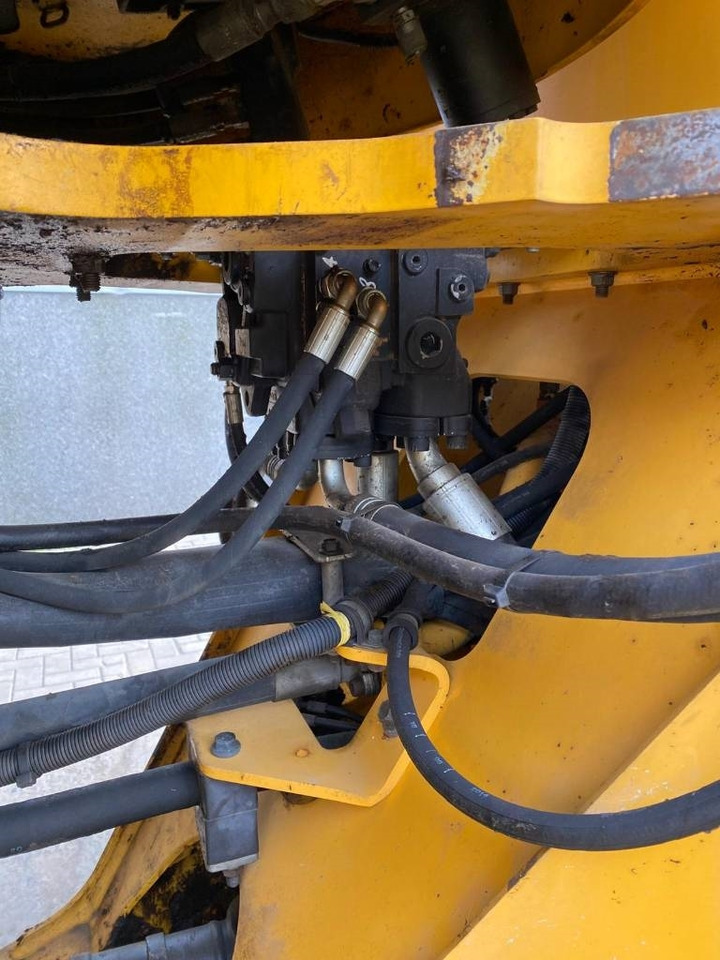 Volvo L 90 G  Volvo L 90 G: slika 31