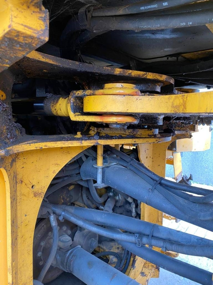 Volvo L 90 G  Volvo L 90 G: slika 32