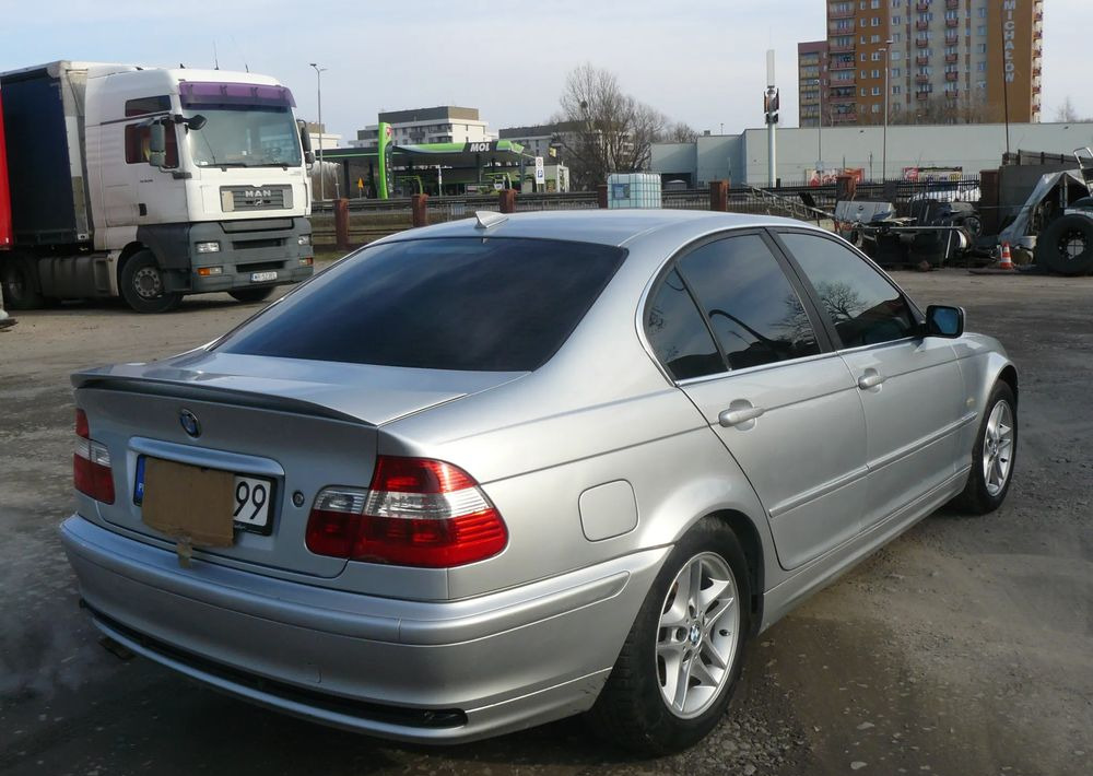 BMW Seria 3 320i - Limuzina: slika 4 BMW Seria 3 320i - Limuzina: slika 4