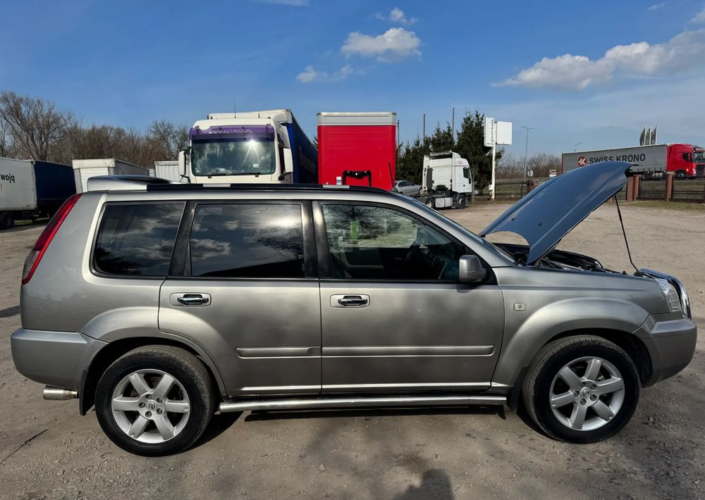 Nissan X-Trail 2.2 dCi 4x2 Comfort - SUVSUV: slika 3 Nissan X-Trail 2.2 dCi 4x2 Comfort - SUVSUV: slika 3