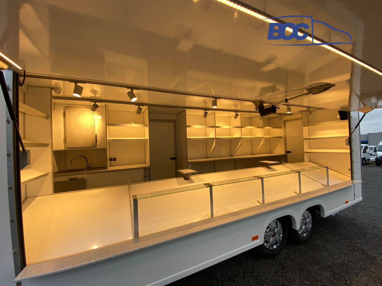 BCC POLSKA - FOOD TRUCK - MOBILNY SKLEP SPOŻYWCZY, AUTO SKLEP SPOŻYWCZY - PEUGEOT BOXER - Hrana kamion: slika 3 BCC POLSKA - FOOD TRUCK - MOBILNY SKLEP SPOŻYWCZY, AUTO SKLEP SPOŻYWCZY - PEUGEOT BOXER - Hrana kamion: slika 3
