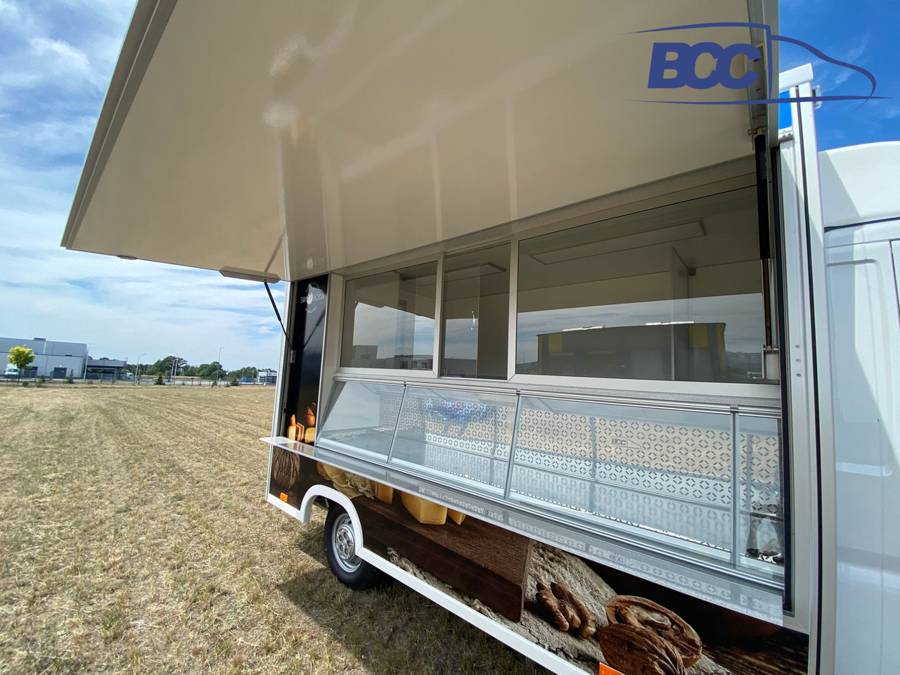 BCC POLSKA - FOOD TRUCK - SAMOCHÓD DO SPRZEDAŻY SERÓW, FOOD TRUCK Z NABIAŁEM, AUTO SKLEP - PEUGEOT BOXER - Hrana kamion: slika 5 BCC POLSKA - FOOD TRUCK - SAMOCHÓD DO SPRZEDAŻY SERÓW, FOOD TRUCK Z NABIAŁEM, AUTO SKLEP - PEUGEOT BOXER - Hrana kamion: slika 5