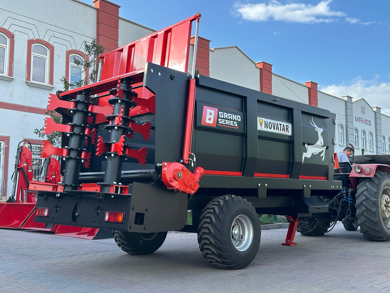 Novatar Manure Spreader 6 m3 - Rasipač prirodnog đubirva: slika 3 Novatar Manure Spreader 6 m3 - Rasipač prirodnog đubirva: slika 3