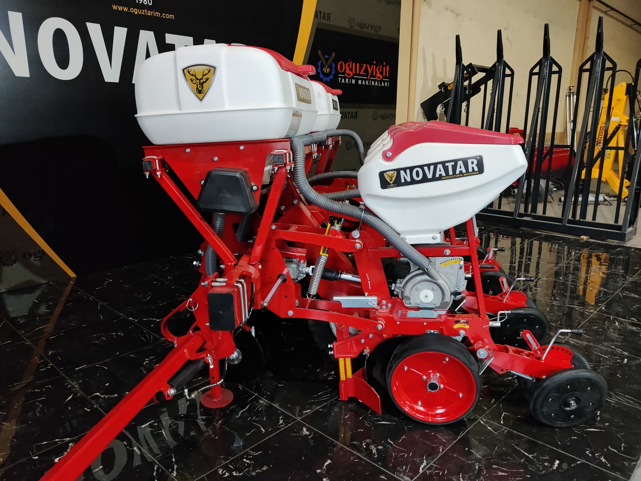 Novatar Pneumatic Seed Drill Machine - Mašina za preciznu setvu: slika 3 Novatar Pneumatic Seed Drill Machine - Mašina za preciznu setvu: slika 3
