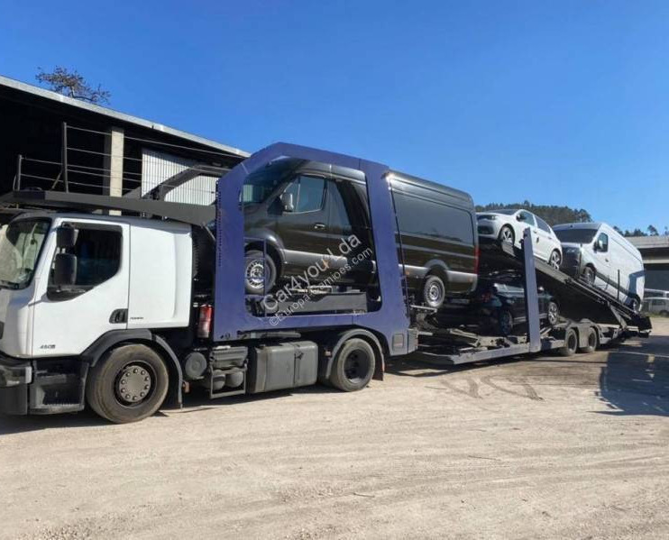 Renault Premium 450.19 DXI - Kamion za prevoz automobila: slika 1 Renault Premium 450.19 DXI - Kamion za prevoz automobila: slika 1