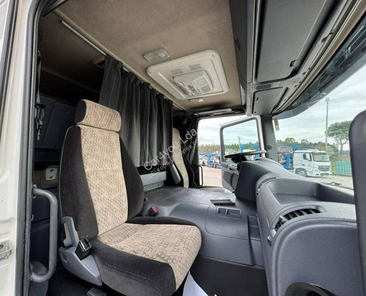 Kamion za prevoz automobila Scania P 450: slika 14