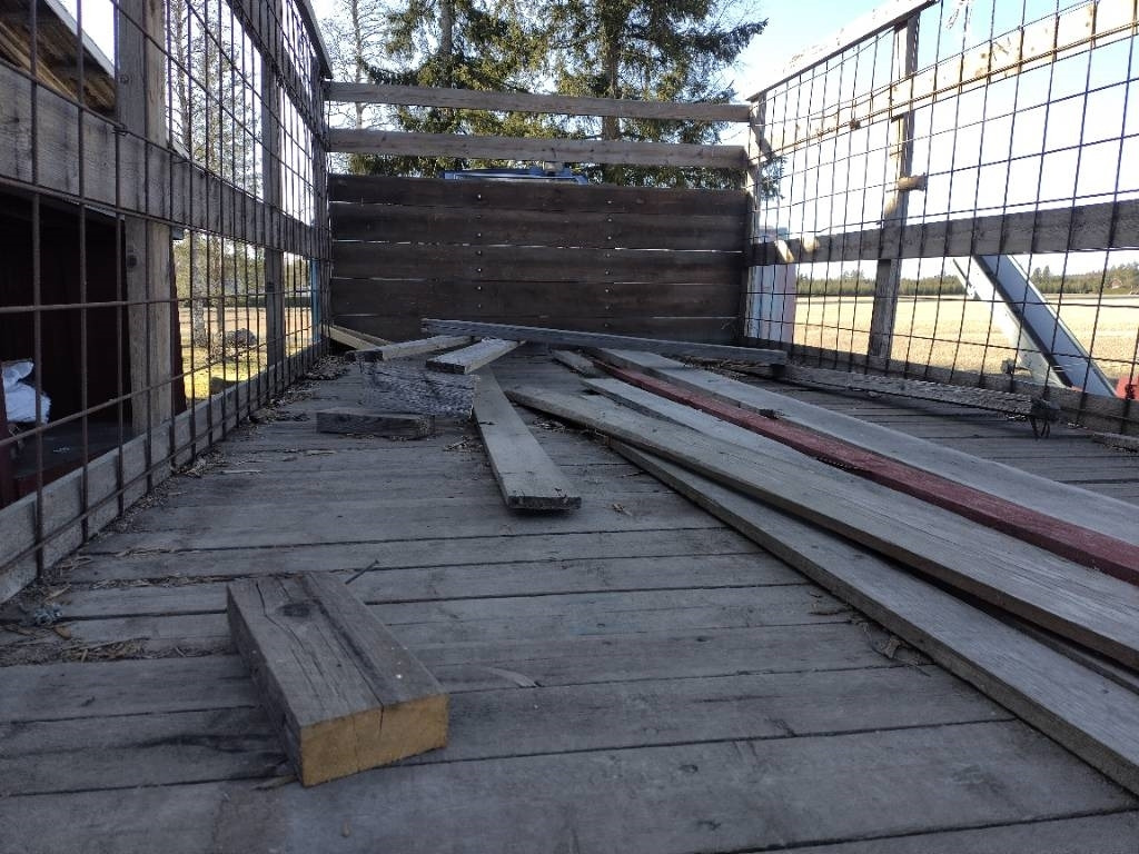 Klapikärry Kippivaunu - Traktorska prikolica za farmu/ Kiper: slika 2 Klapikärry Kippivaunu - Traktorska prikolica za farmu/ Kiper: slika 2