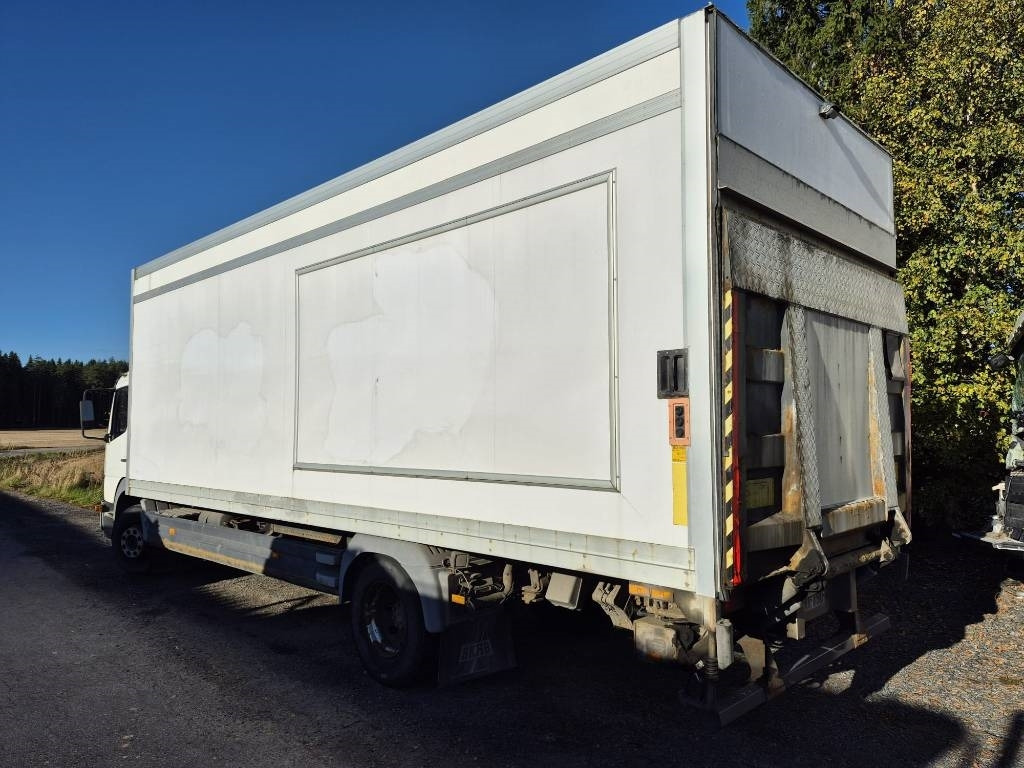Mercedes-Benz Atego 1223 umpikori+pl nostin  - Kamion sa zatvorenim sandukom: slika 4 Mercedes-Benz Atego 1223 umpikori+pl nostin  - Kamion sa zatvorenim sandukom: slika 4