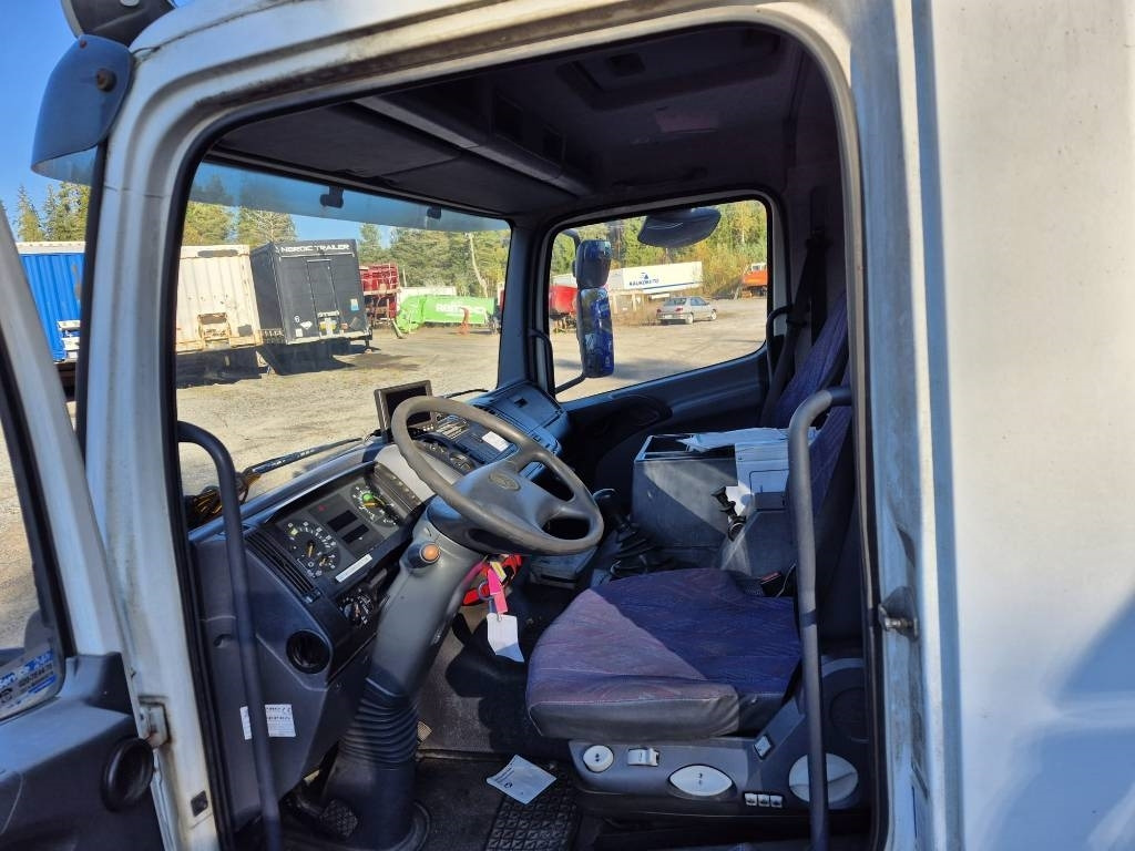 Mercedes-Benz Atego 1223 umpikori+pl nostin  - Kamion sa zatvorenim sandukom: slika 5 Mercedes-Benz Atego 1223 umpikori+pl nostin  - Kamion sa zatvorenim sandukom: slika 5