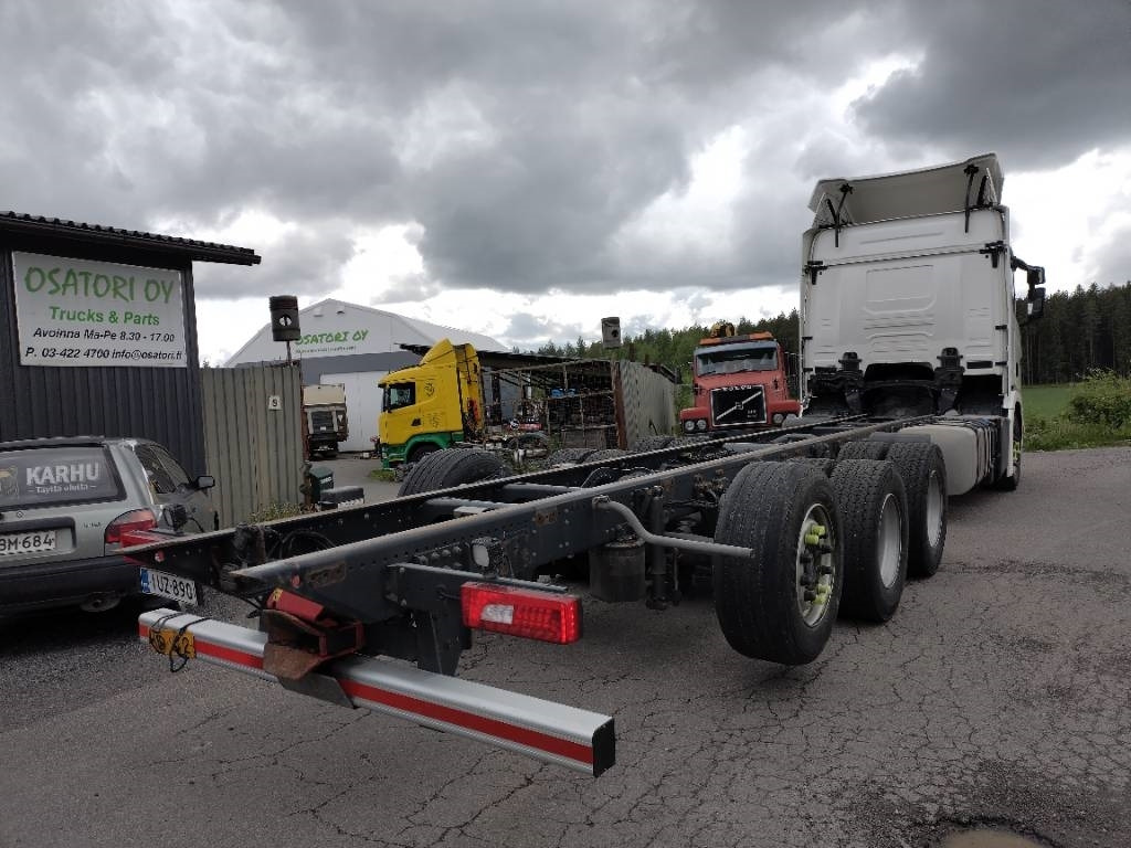 Scania R540 8x4 pitkä alusta runko 9,6m - Kamion sa golom šasijom i zatvorenom kabinom: slika 4 Scania R540 8x4 pitkä alusta runko 9,6m - Kamion sa golom šasijom i zatvorenom kabinom: slika 4