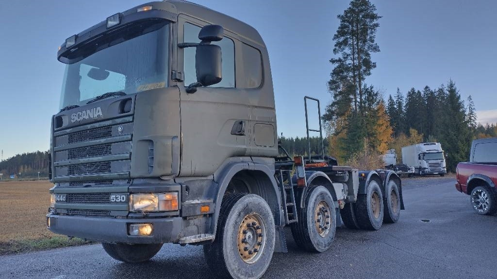 Scania R144 530 8x4 RASKASVETURI - Tegljač: slika 2 Scania R144 530 8x4 RASKASVETURI - Tegljač: slika 2