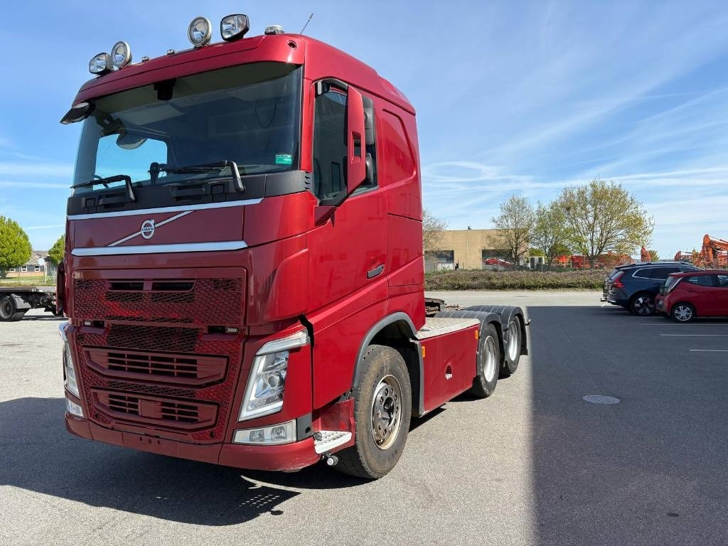 Volvo FH13 540 6x4 Hydrauliikka,nouseva teliveto - Tegljač: slika 1 Volvo FH13 540 6x4 Hydrauliikka,nouseva teliveto - Tegljač: slika 1