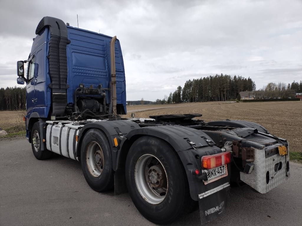 Volvo FH16 580 6x4 veturi, hydrauliikka - Tegljač: slika 4 Volvo FH16 580 6x4 veturi, hydrauliikka - Tegljač: slika 4