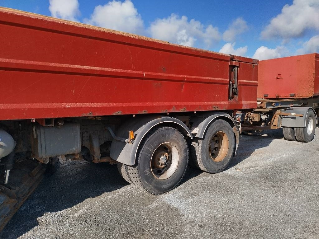 Volvo FH12 aurausvarustus,kasettilava+ Kome kasettikärry - Istovarivač: slika 5 Volvo FH12 aurausvarustus,kasettilava+ Kome kasettikärry - Istovarivač: slika 5