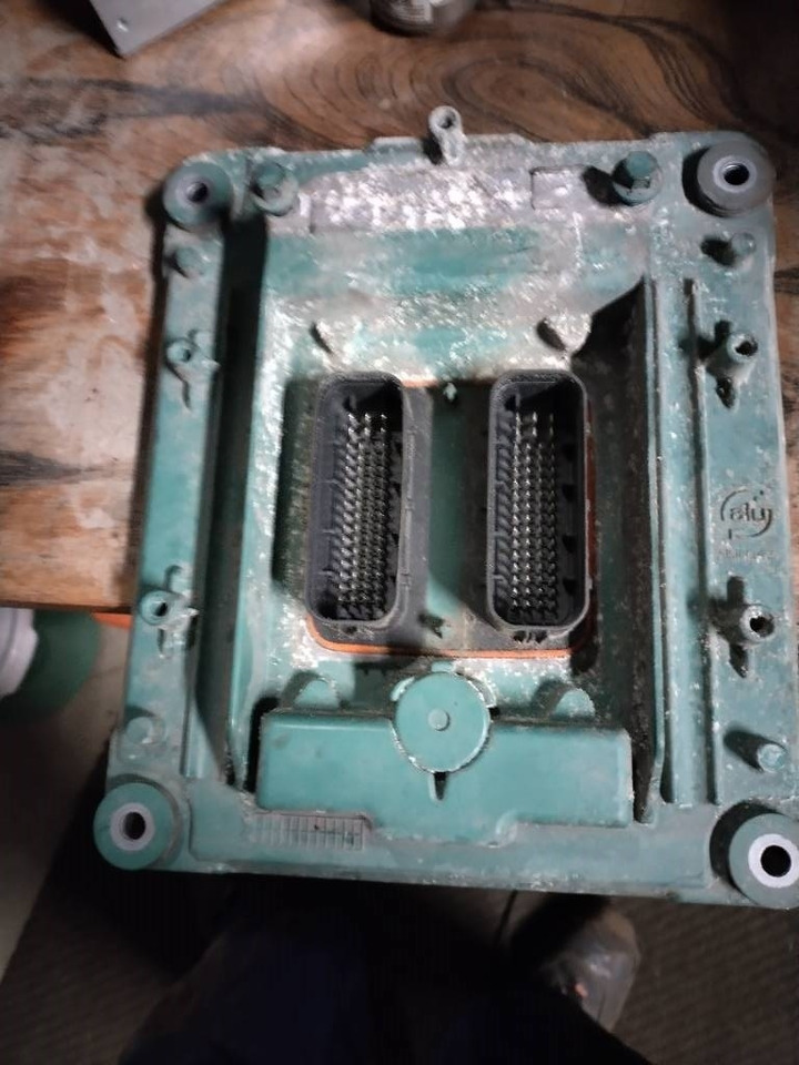 Volvo FH13 moottori vecu  - Električni sistem za Kamion: slika 1 Volvo FH13 moottori vecu  - Električni sistem za Kamion: slika 1