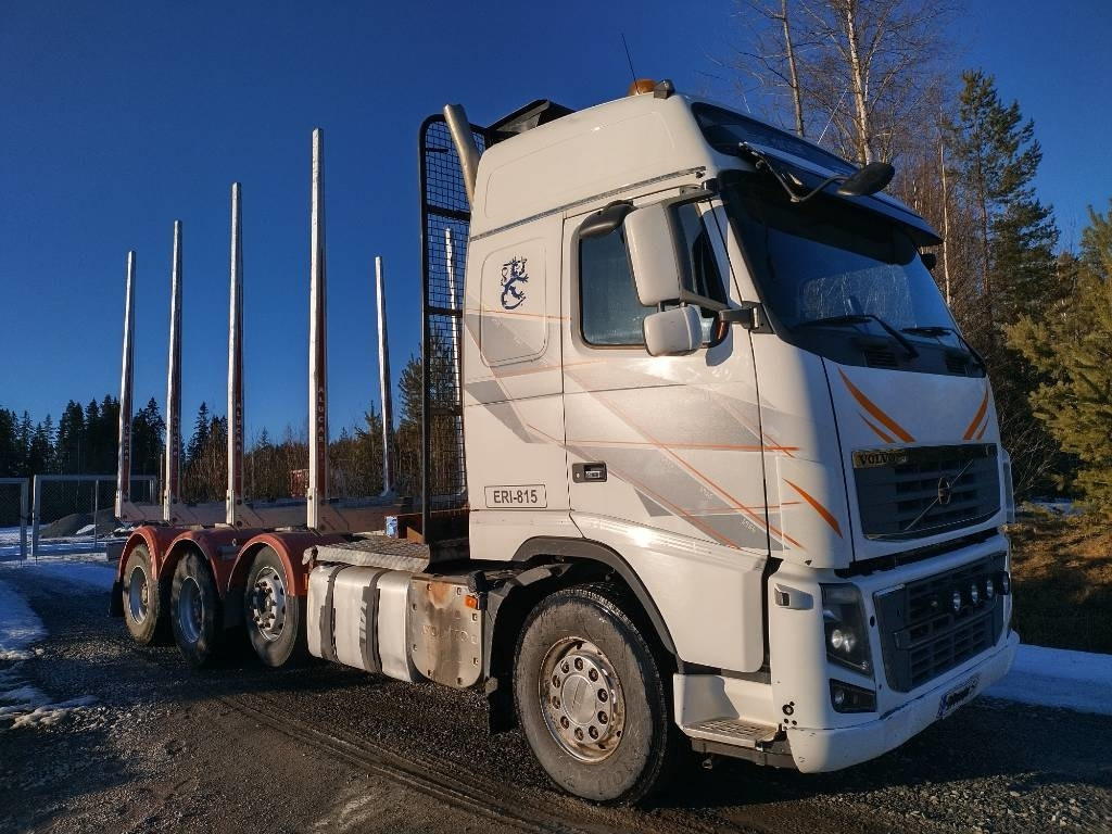 Volvo FH750 puuvarustus, napaperät,trippeli - Šticar: slika 2 Volvo FH750 puuvarustus, napaperät,trippeli - Šticar: slika 2