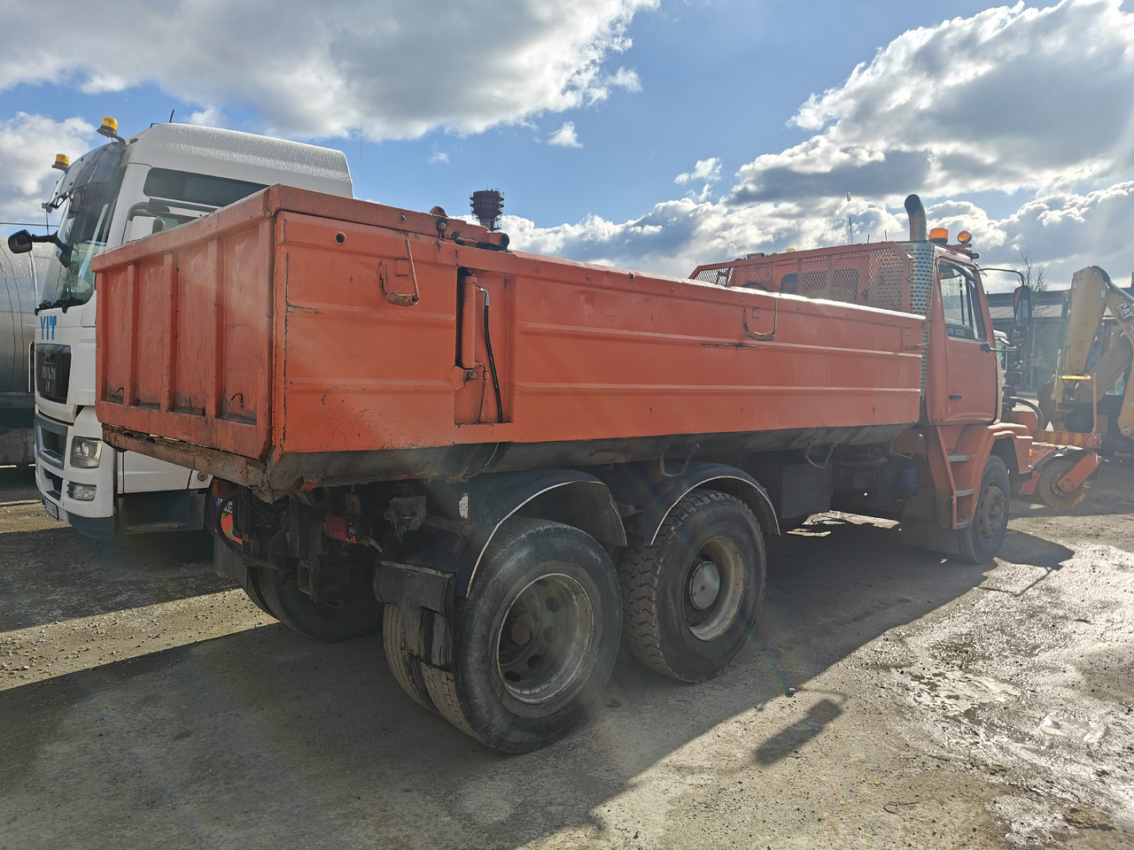 SISU SR 332 - Istovarivač: slika 4 SISU SR 332 - Istovarivač: slika 4