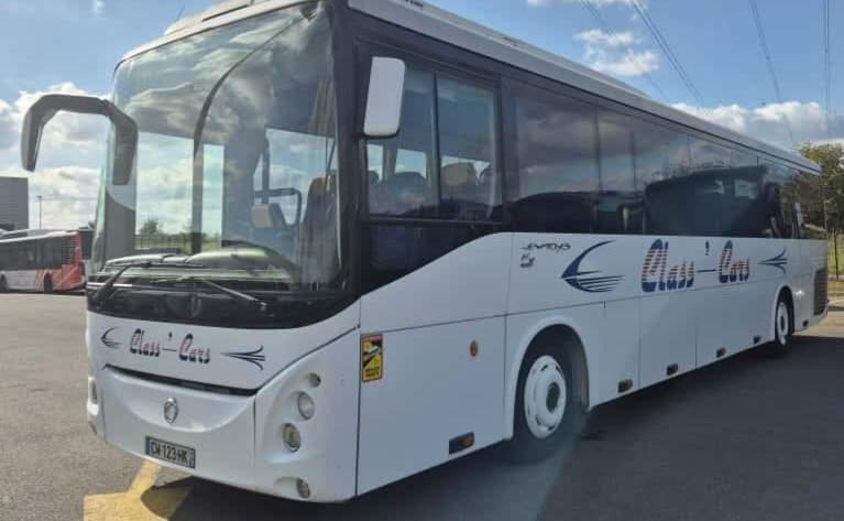 Irisbus EVADYS H / SPROWADZONY/ 347 000 KM - Prigradski autobus: slika 4 Irisbus EVADYS H / SPROWADZONY/ 347 000 KM - Prigradski autobus: slika 4