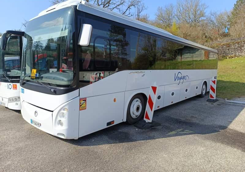 Irisbus EVADYS H / SPROWADZONY/ MANUAL / 272 000 KM - Prigradski autobus: slika 1 Irisbus EVADYS H / SPROWADZONY/ MANUAL / 272 000 KM - Prigradski autobus: slika 1