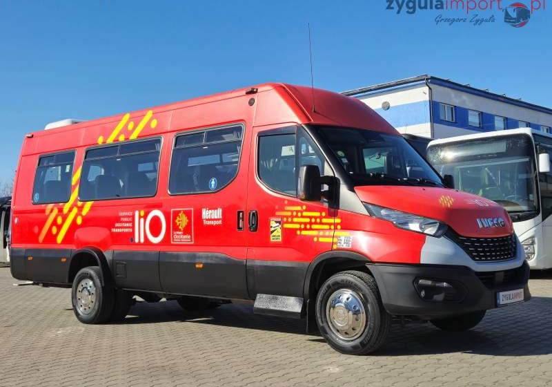 Iveco DAILY 65C18/SPROWADZONE/23 MIEJSCA/KLIM/WINDA - Minibus, Putnički kombi: slika 1 Iveco DAILY 65C18/SPROWADZONE/23 MIEJSCA/KLIM/WINDA - Minibus, Putnički kombi: slika 1