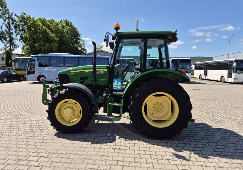 JonDeere 5083 E / SPROWADZONY / 1734 MTH / KLIMATYZACJA - Traktor: slika 5 JonDeere 5083 E / SPROWADZONY / 1734 MTH / KLIMATYZACJA - Traktor: slika 5