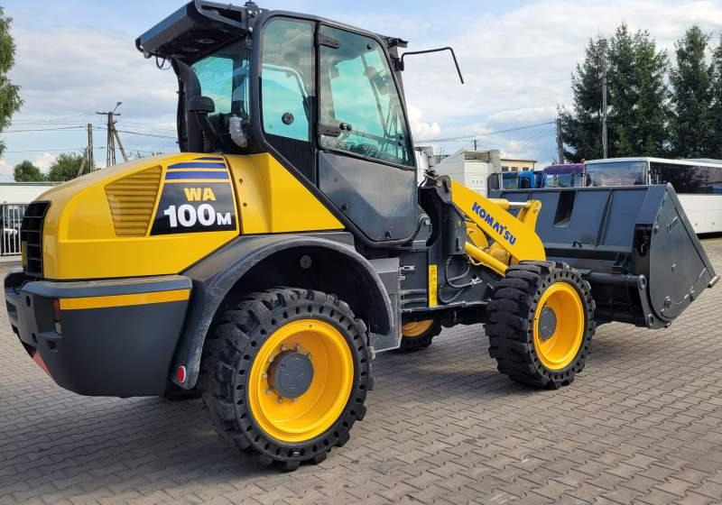 Komatsu WA1 100M / SPROWADZONA Z FRANCJI/ 6 300 MTH - Utovarivač točkaš: slika 2 Komatsu WA1 100M / SPROWADZONA Z FRANCJI/ 6 300 MTH - Utovarivač točkaš: slika 2