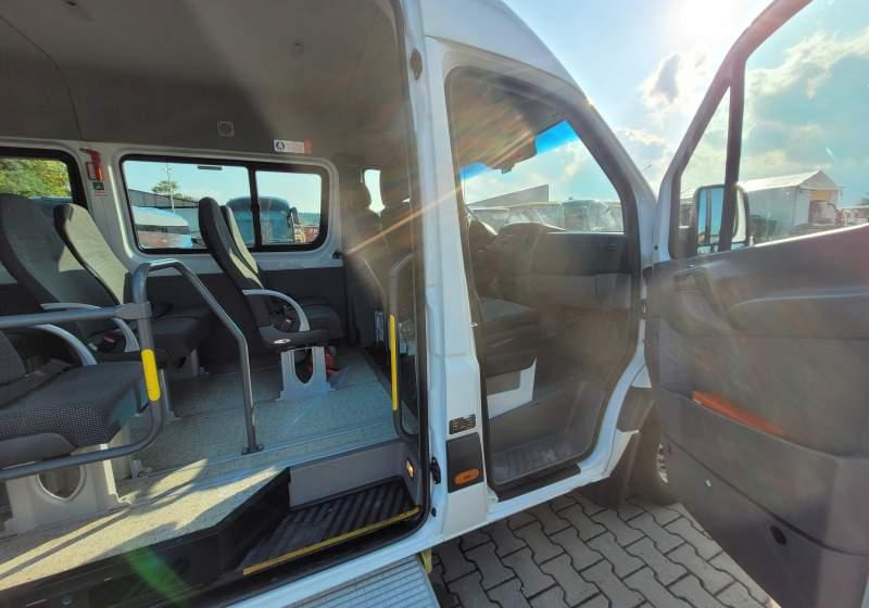 Mercedes-Benz 513 SPRINTER TRANSFER / SPROWADZONY/ MANUAL - Minibus, Putnički kombi: slika 4 Mercedes-Benz 513 SPRINTER TRANSFER / SPROWADZONY/ MANUAL - Minibus, Putnički kombi: slika 4