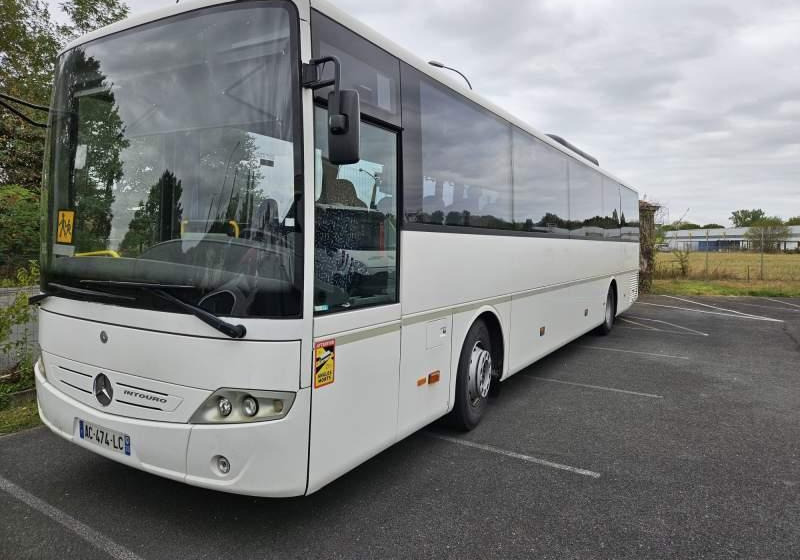 Mercedes-Benz INTOURO 12 M / SPROWADZONY/ MANUAL / EURO 5 - Prigradski autobus: slika 1 Mercedes-Benz INTOURO 12 M / SPROWADZONY/ MANUAL / EURO 5 - Prigradski autobus: slika 1