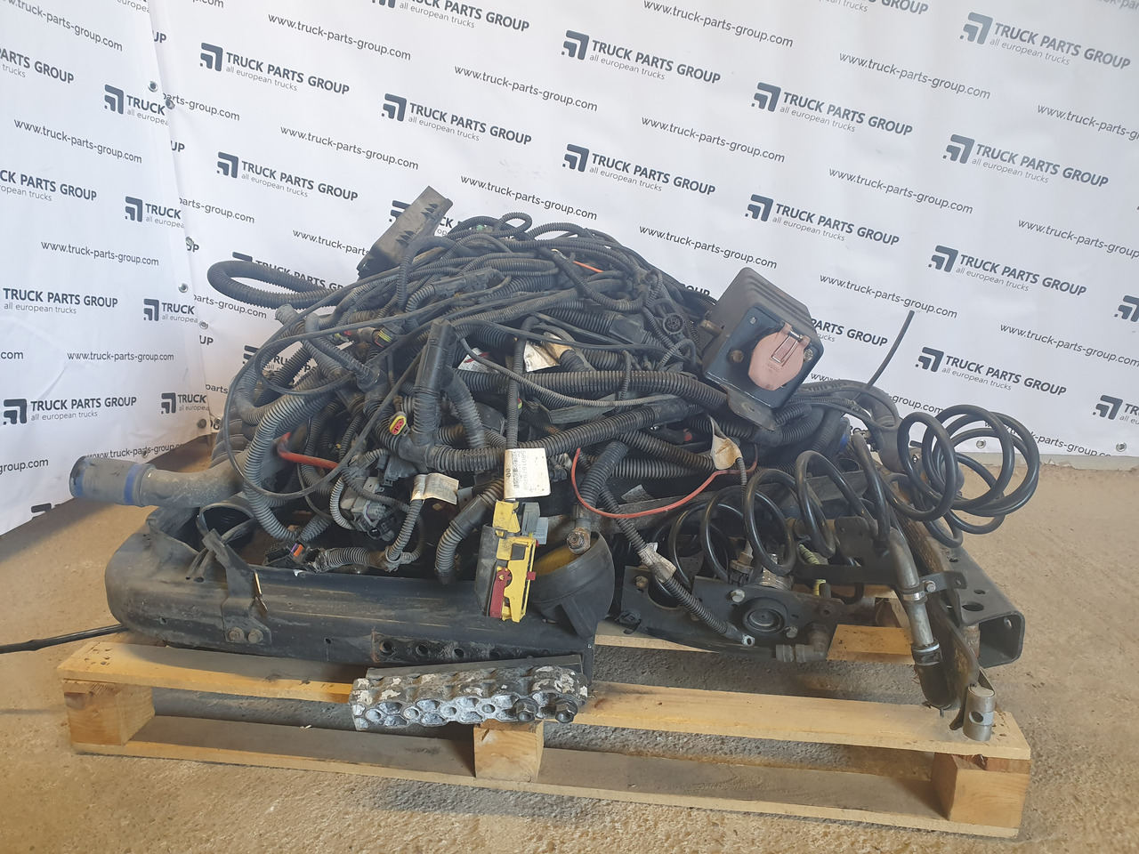 IVECO IVECO STRALIS EURO6 complete wiring harness, engine wiring, cab wiring, wiring set, frame wiring, cables 5801679758, 5801801250, 5801692062, 5801725016, 5801418770, 5801270108, 41246407, 41242608, 412 - Kablovi/ Žičana oprema za Kamion: slika 1 IVECO IVECO STRALIS EURO6 complete wiring harness, engine wiring, cab wiring, wiring set, frame wiring, cables 5801679758, 5801801250, 5801692062, 5801725016, 5801418770, 5801270108, 41246407, 41242608, 412 - Kablovi/ Žičana oprema za Kamion: slika 1