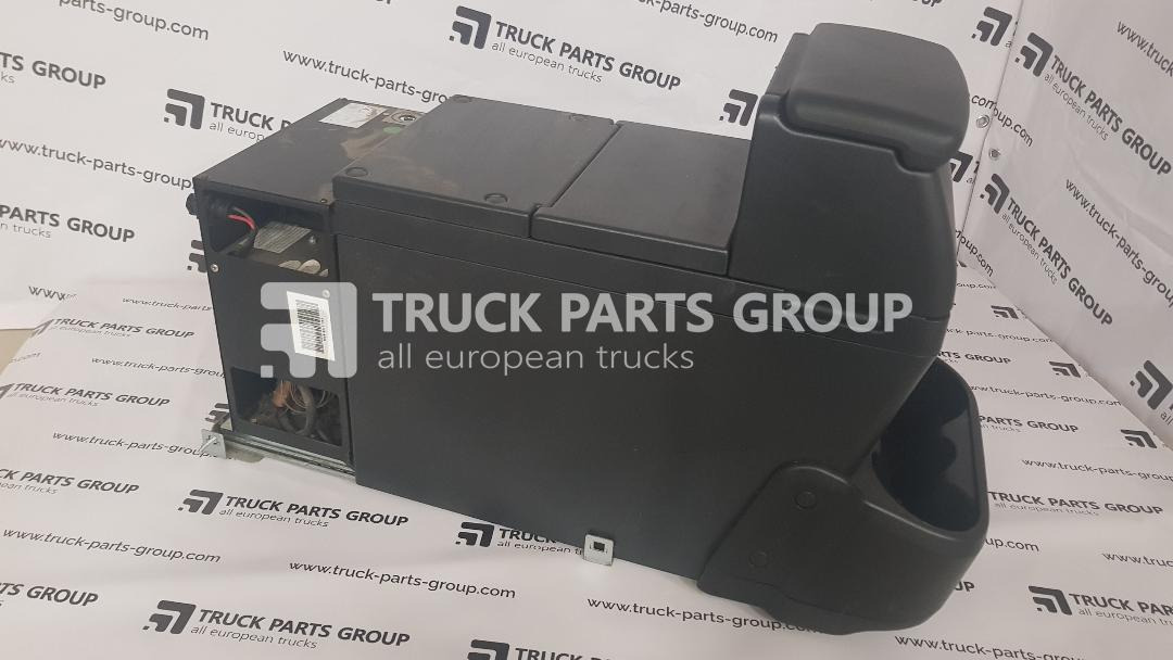 IVECO IVECO STRALIS EURO6 emission fridge 504195453KZ, 5801710340, 5801598123, 5801591907, 5801601305 - Kabina za Kamion: slika 1 IVECO IVECO STRALIS EURO6 emission fridge 504195453KZ, 5801710340, 5801598123, 5801591907, 5801601305 - Kabina za Kamion: slika 1