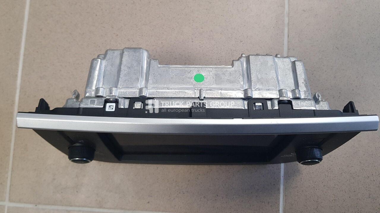 IVECO IVECO STRALIS EURO6 navi system, navigation system, multimedia system, radio audio control 5802403831, 5801677506 - Sistem za navigaciju za Kamion: slika 2 IVECO IVECO STRALIS EURO6 navi system, navigation system, multimedia system, radio audio control 5802403831, 5801677506 - Sistem za navigaciju za Kamion: slika 2