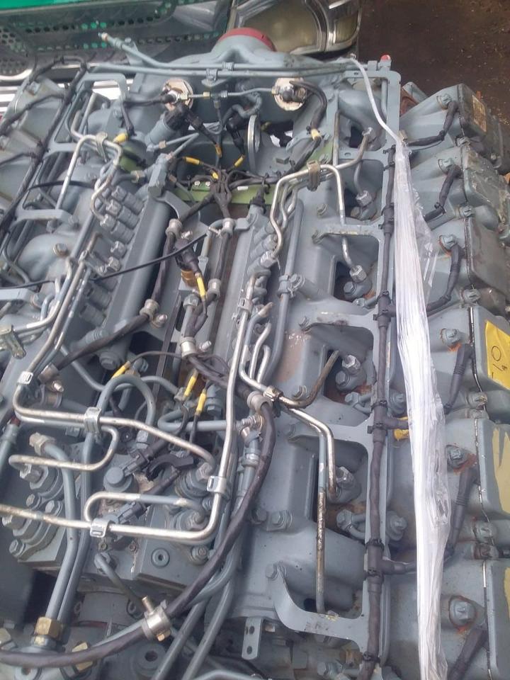 MAN MAN marine V12 engine, 12 cylinder D2842LE620, D2842 type, D2842LE, D2842LE100, D2842LE200, D2842LE101, D2842LE201, D2842LE202, D2842LE203, D2842LE211, D2842LE212, D2842LE213, D2842LE102, D2842LE103, - Motor za Kamion: slika 3 MAN MAN marine V12 engine, 12 cylinder D2842LE620, D2842 type, D2842LE, D2842LE100, D2842LE200, D2842LE101, D2842LE201, D2842LE202, D2842LE203, D2842LE211, D2842LE212, D2842LE213, D2842LE102, D2842LE103, - Motor za Kamion: slika 3