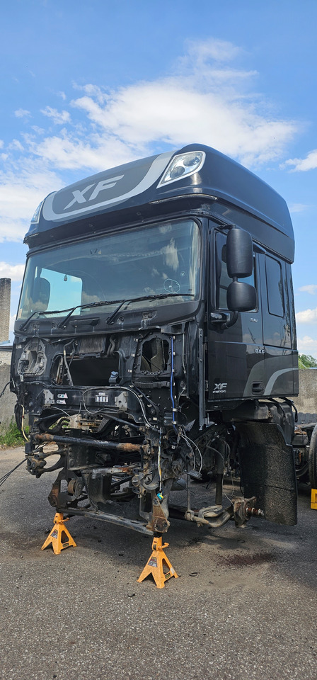 DAF DAF XF, 106XF, EURO6 CAB unit, SUPER SPACE CAB 2022963, 1645592, 1304050, 1811559, 2036354, 1811560, 1881862, 1881863, 2206113, 1945944, 1945945, 2399412, 1945946, 2399413, 1927118, 1927117, 1949305, - Rezervni deo: slika 1 DAF DAF XF, 106XF, EURO6 CAB unit, SUPER SPACE CAB 2022963, 1645592, 1304050, 1811559, 2036354, 1811560, 1881862, 1881863, 2206113, 1945944, 1945945, 2399412, 1945946, 2399413, 1927118, 1927117, 1949305, - Rezervni deo: slika 1