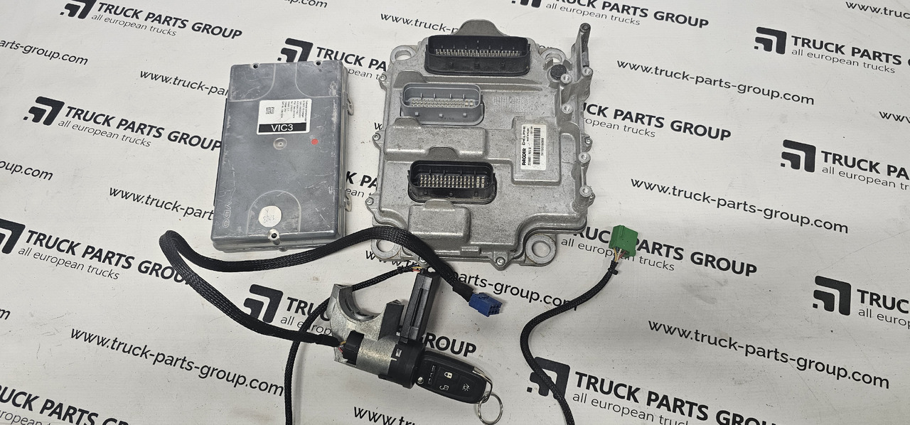 DAF DAF XF, 106XF EURO6 emission MX13, MX11 ignition set, ECU engine control unit + VIC3 + ignition lock with key chip + programming 2025292, 315801, 2298831, 1365.1000020301, 1907429, 2141304, 2206310, 1 - Rezervni deo: slika 1 DAF DAF XF, 106XF EURO6 emission MX13, MX11 ignition set, ECU engine control unit + VIC3 + ignition lock with key chip + programming 2025292, 315801, 2298831, 1365.1000020301, 1907429, 2141304, 2206310, 1 - Rezervni deo: slika 1