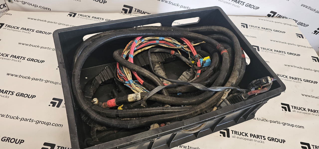 DAF DAF XF, 106XF EURO6 emission MX13 engine cable wiring harness, electric installation cables set 200608100, 2178067, 2006097, 2010004, 1957513, 1999661, 2032829, 1943976, 1952941, 2034713, 1875420, 194 - Rezervni deo: slika 5 DAF DAF XF, 106XF EURO6 emission MX13 engine cable wiring harness, electric installation cables set 200608100, 2178067, 2006097, 2010004, 1957513, 1999661, 2032829, 1943976, 1952941, 2034713, 1875420, 194 - Rezervni deo: slika 5