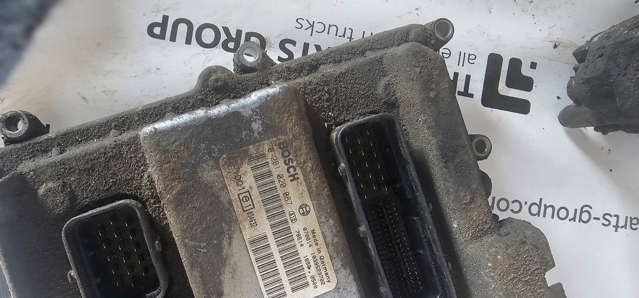 MAN MAN TGL, TGM, EURO4, EURO5 fuel system, high pressure fuel pump, ECU engine control unit, injectors D0836LFL50, D0836LFL52, D0836LFL63, D0836LFL64, D0836LFL40, D0836LFL60, D0836LFL53, D0836LL80, D0836 - Rezervni deo: slika 3 MAN MAN TGL, TGM, EURO4, EURO5 fuel system, high pressure fuel pump, ECU engine control unit, injectors D0836LFL50, D0836LFL52, D0836LFL63, D0836LFL64, D0836LFL40, D0836LFL60, D0836LFL53, D0836LL80, D0836 - Rezervni deo: slika 3