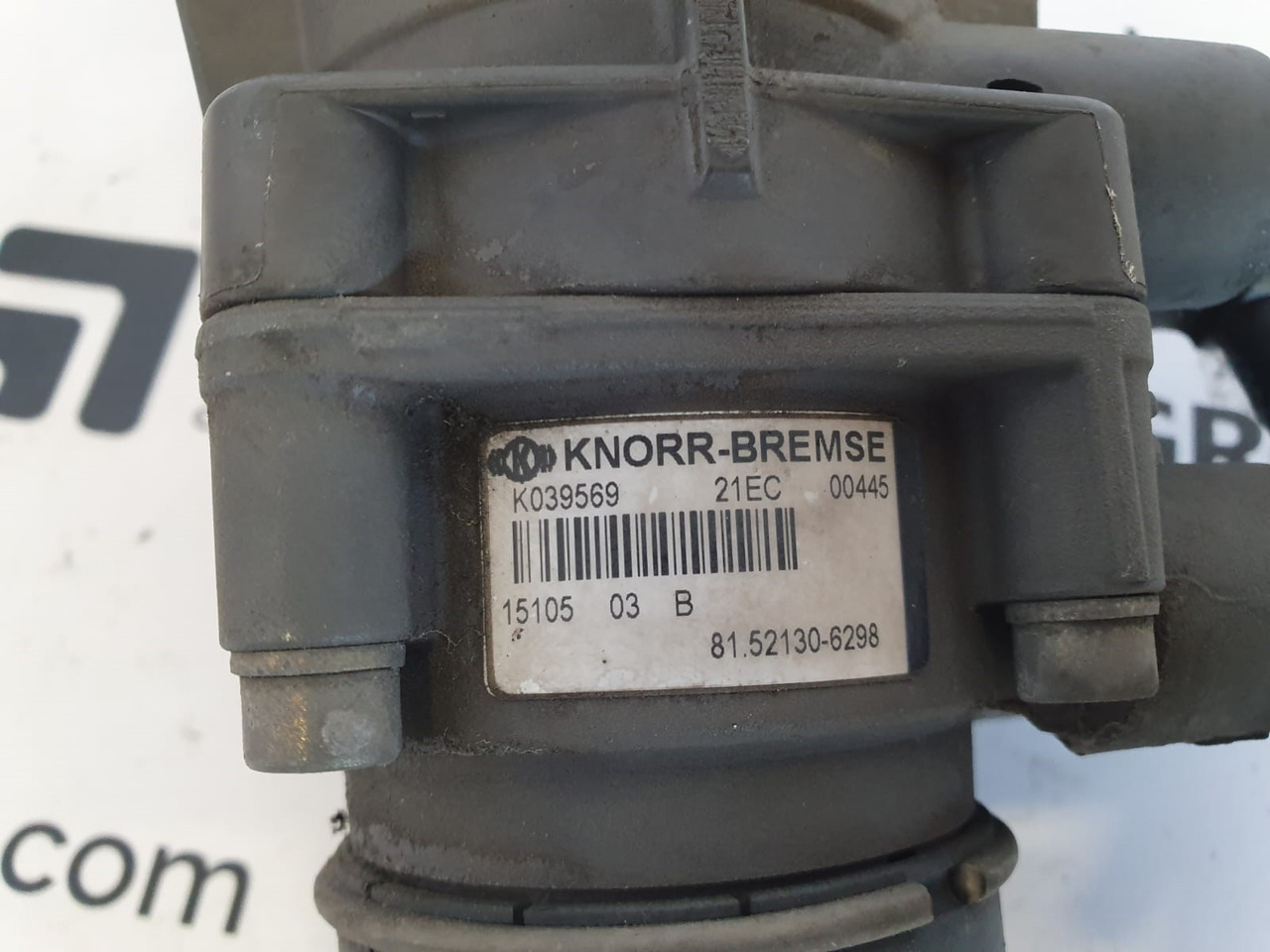 MAN MAN TGX / TGS EURO6 emission brake EBS control valve under pedal K039569, 81521306298, 81521306275, 81521306276 - Rezervni deo za Kamion: slika 3 MAN MAN TGX / TGS EURO6 emission brake EBS control valve under pedal K039569, 81521306298, 81521306275, 81521306276 - Rezervni deo za Kamion: slika 3