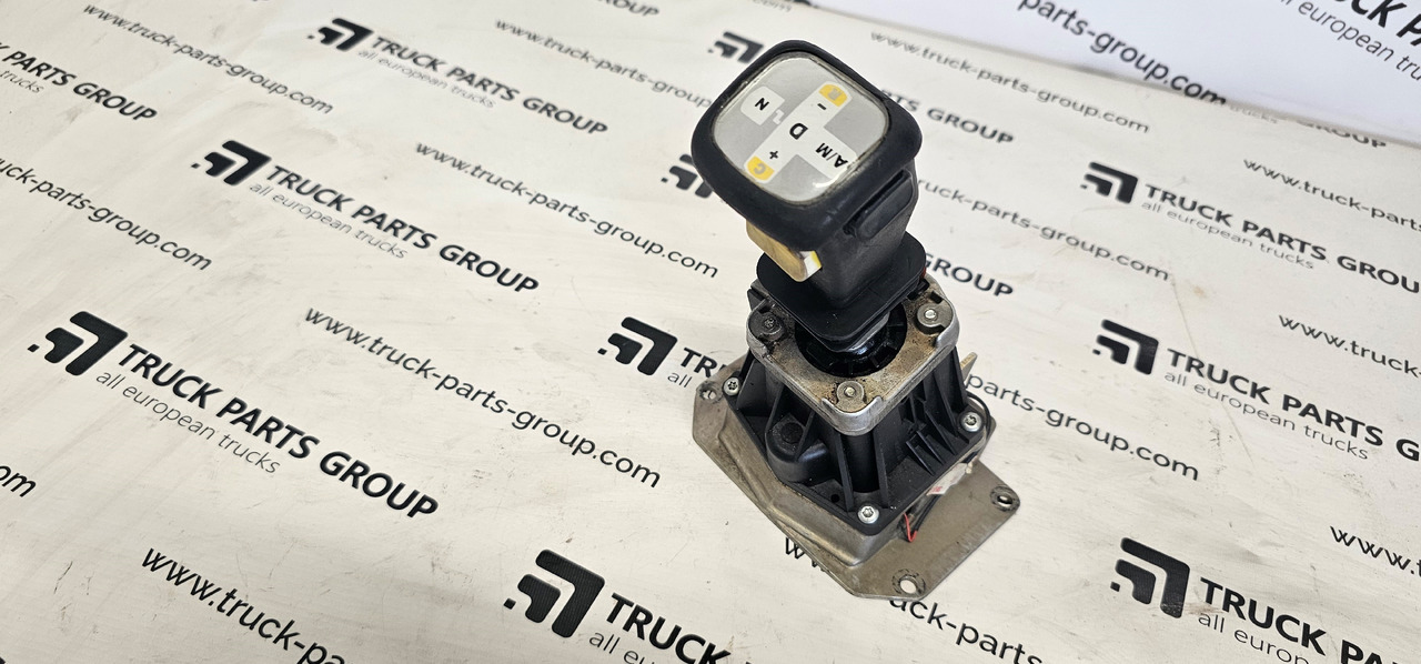 RENAULT RENAULT MAGNUM GEAR shift lever, electronic gearbox control, gear lever 5010143626, 9331500090 - Rezervni deo: slika 1 RENAULT RENAULT MAGNUM GEAR shift lever, electronic gearbox control, gear lever 5010143626, 9331500090 - Rezervni deo: slika 1