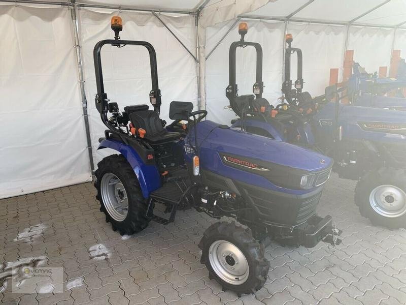Farmtrac Farmtrac 22 Traktor Schlepper NEU 22PS Mitsubishi - Mali traktor: slika 2 Farmtrac Farmtrac 22 Traktor Schlepper NEU 22PS Mitsubishi - Mali traktor: slika 2