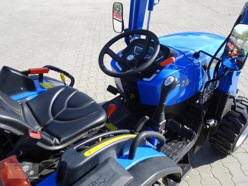 Solis Solis 26 26PS NEU Traktor Schlepper Frontlader Industrie NEU - Mali traktor: slika 4 Solis Solis 26 26PS NEU Traktor Schlepper Frontlader Industrie NEU - Mali traktor: slika 4