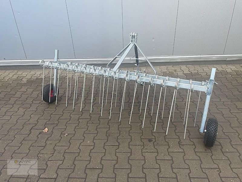 Vemac ATV Striegel 160cm Wiesenstriegel Rasenstriegel Quad PKW Traktor - Češljasta drljača: slika 4 Vemac ATV Striegel 160cm Wiesenstriegel Rasenstriegel Quad PKW Traktor - Češljasta drljača: slika 4