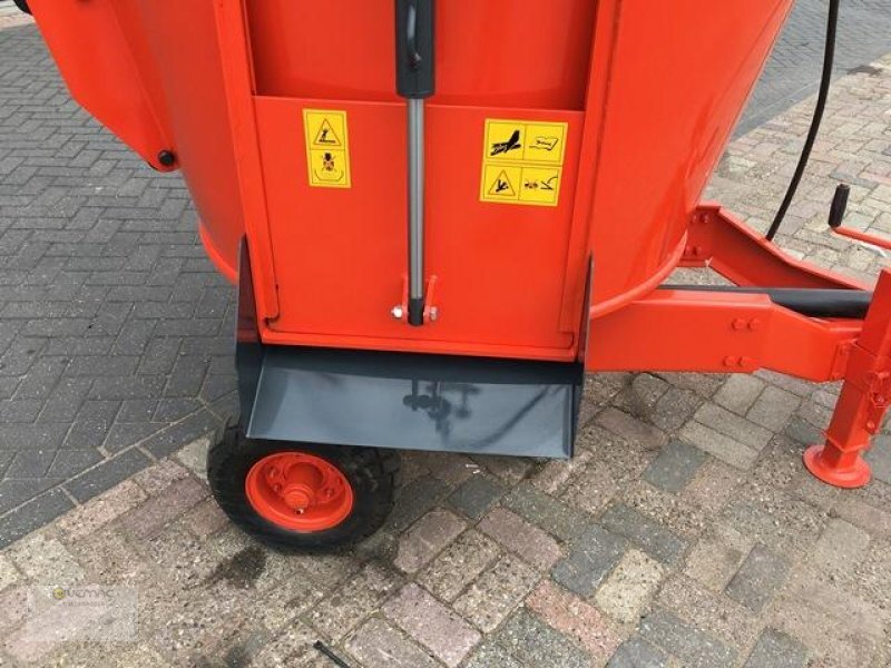 Vemac Futtermischwagen Futterwagen Boxer FM200S Anhänger Futter NEU - Prikolica za mešanje stočne hrane: slika 4 Vemac Futtermischwagen Futterwagen Boxer FM200S Anhänger Futter NEU - Prikolica za mešanje stočne hrane: slika 4