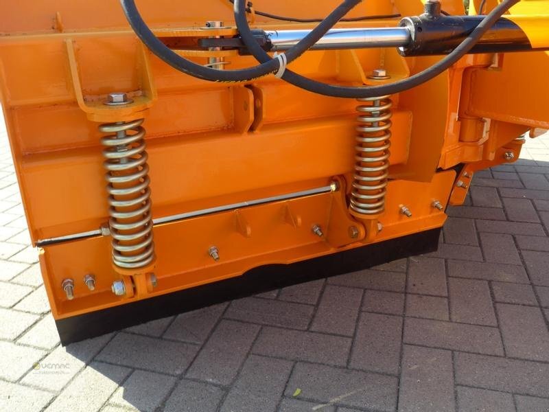 Vemac Vario Schneeschild Schneepflug Winterdienst 300cm NEU - Raonik za sneg: slika 4 Vemac Vario Schneeschild Schneepflug Winterdienst 300cm NEU - Raonik za sneg: slika 4